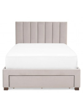 Легло включена кутия за...